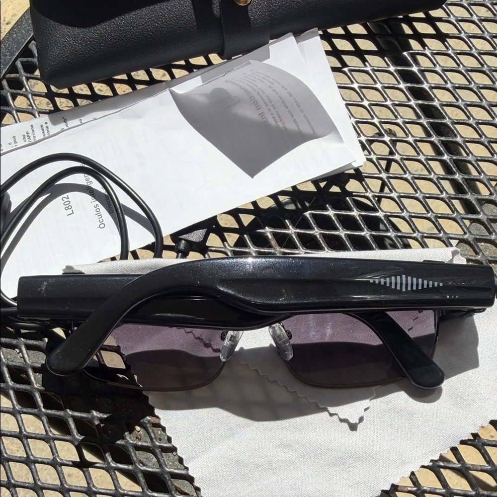 Smart Glasses Model L802 - Black